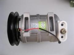 福田雷沃80挖掘機(jī)空調(diào)壓縮機(jī)